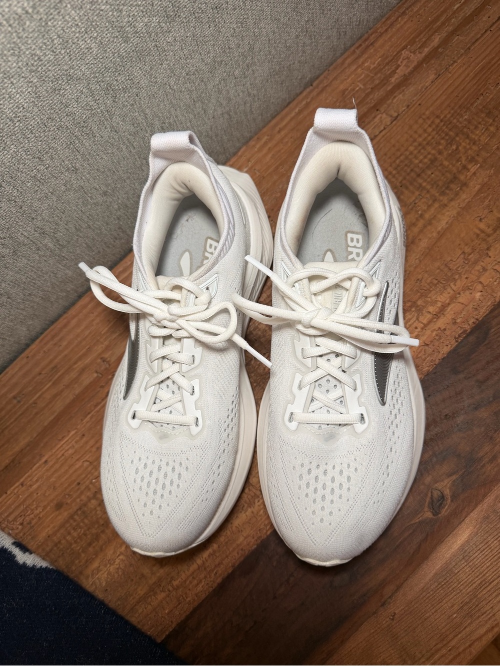 Brooks Glycerin 23 White Running Shoes Sneakers Women’s 6.5 - Picture 4 of 5